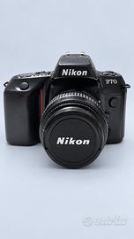 Macchina fotografica Nikon F70