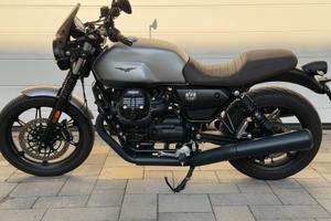 MOTO GUZZI V7 STONE 2024