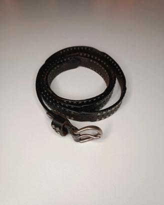 Cintura Yoschi pelle con borchie 115 cm 2 cm rock