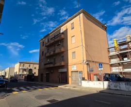 Luminoso ed ampio quadrilocale nel centro città