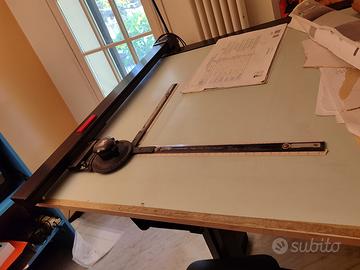 Tavolo e Tecnigrafo Zucor professionale.