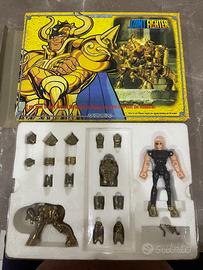 Action figure Toro