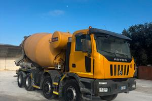 Astra hd/8 84.48 _ 5 con betoniera Cifa