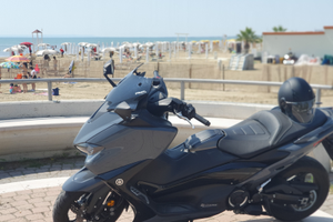 Yamaha tmax tech max