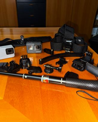 Go Pro hero 5 - 2 fotocamere più accessori