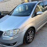 Volkswagen touran gpl