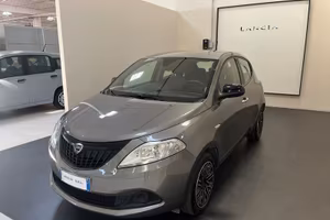 Lancia Ypsilon 1.0 FireFly 70cv Hybrid Silver...