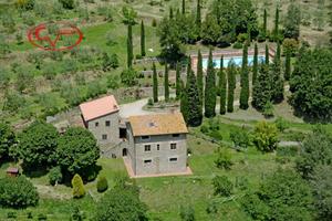 Villa di 260 m² con più di 5 locali e box auto dop
