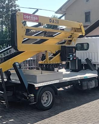 Nissan Cabstar Piattaforma Aerea 20mt