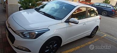 HYUNDAI I20 ACTIVE