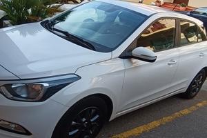 HYUNDAI I20 ACTIVE