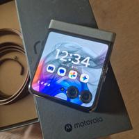Motorola Razr 50 pieghevole