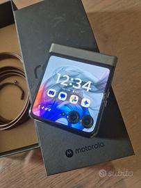 Motorola Razr 50 pieghevole