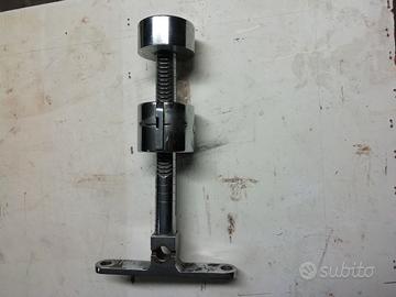 Asta bilanciere con peso mobile regolabile