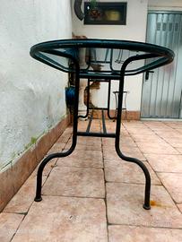 Tavolo in vetro e ferro