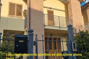 Villetta a schiera, straoccasione, 5 vani