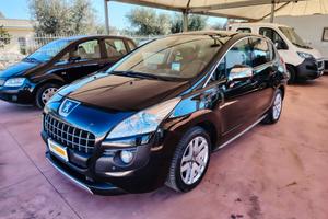 Peugeot 3008 HYbrid4 diesel full opt.