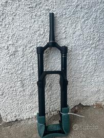 Forcella Rockshox 170mm Domain 2026
