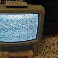 Televisore MIvar 14 pollici per retrogame