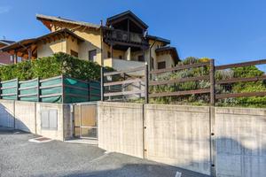 2 LOCALI A COAZZE
