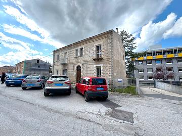 Via Genova - 100mq con giardino e garage