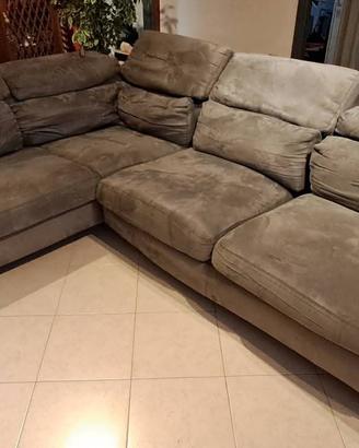 Divano 270 x 250 poltronesofa 300€
