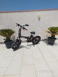 BICI ELETTRICA OM BIKE COMPLETAMENTE MODIFICATA 