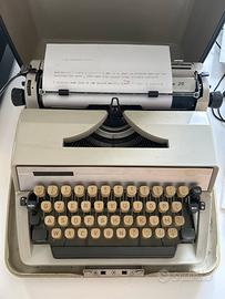 Macchina da scrivere vintage