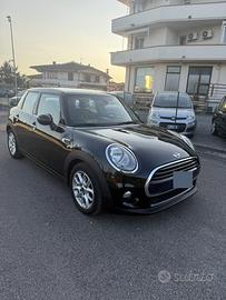 Mini Cooper D Automatica