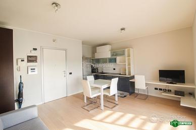 SPLENDIDO MONOLOCALE NEL CENTRO DELLA CITTADINA PA