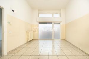 LOCALE COMMERCILE/STUDIO IN CENTRO STORICO GORGONZ