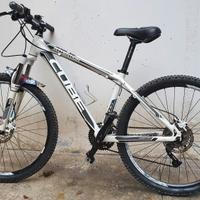 Mountain Bike CUBE  Race ruote 26"