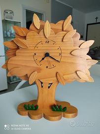 Orologio in legno da tavolo