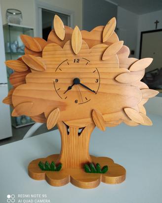 Orologio in legno da tavolo