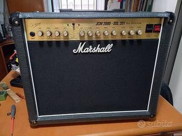 Marshall JCM 2000 DSL 201