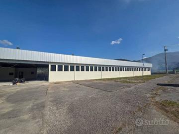 Immobile di 1900 m² a Calenzano