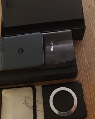 Motorola razr 40 ultra smartphone  scambi iPhone