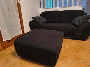 DIVANO A 3 POSTI + POUF