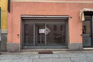 NEGOZIO A CREMONA
