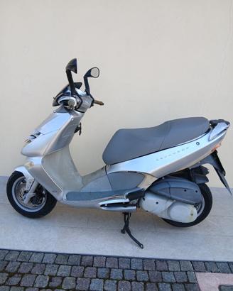 Scooter Aprilia 250