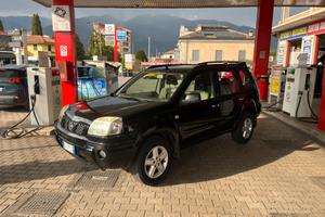 Nissan X-Trail 2.2 4X4 UNI PRO PROMO