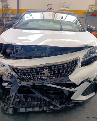 RICAMBI USATI AUTO PEUGEOT 3008 Serie AH01 Diesel