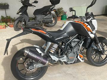 KTM Duke 125