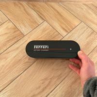 Caricabatterie ferrari