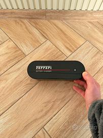 Caricabatterie ferrari