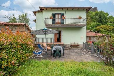 Casa con giardino "da Toni"