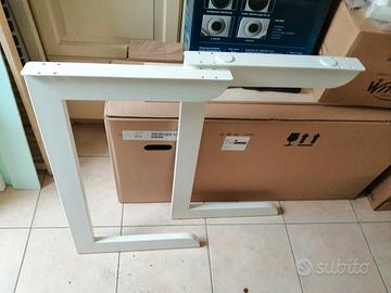 Piedi per scrivania o tavolo 