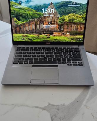 Dell 5410 i7 10th gen 8 GB ram 512 gb win 11