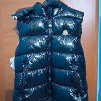 Smanicato Moncler 