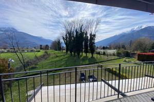 Appartamento di 90 m² con 3 locali e box auto a Gr